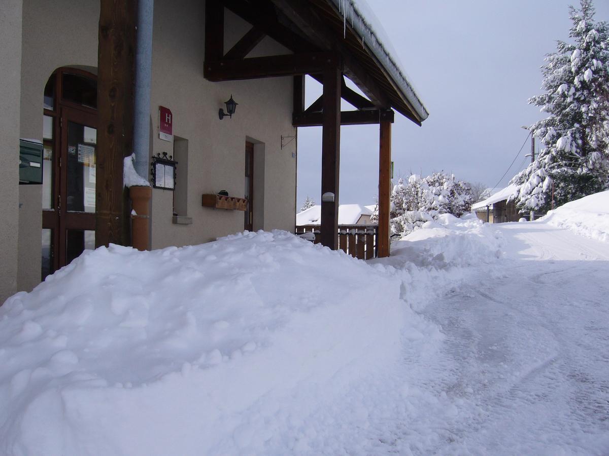 Hotel Auberge Du Grand Git La Chaux Neuve Eksteriør bilde